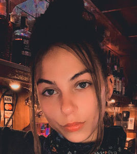 Meet your Posher, Shelbi